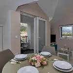 Lägenhet Beso Makarska