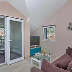 Lägenhet Beso Makarska