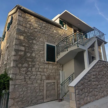 Lägenhet Beso Makarska