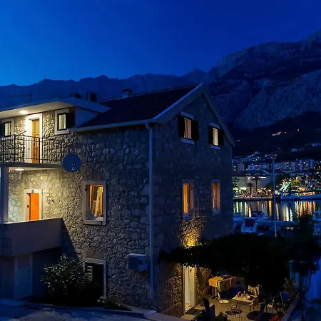 Beso Lägenhet Makarska